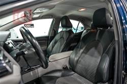 تۆیۆتا کامری